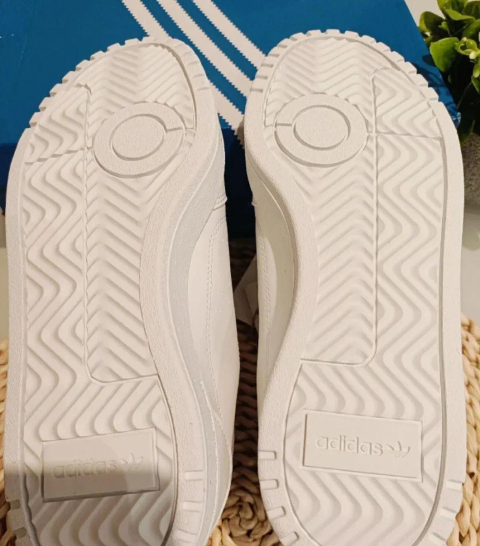 Tênis Adidas feminino tamanho 36,5 – photo 5